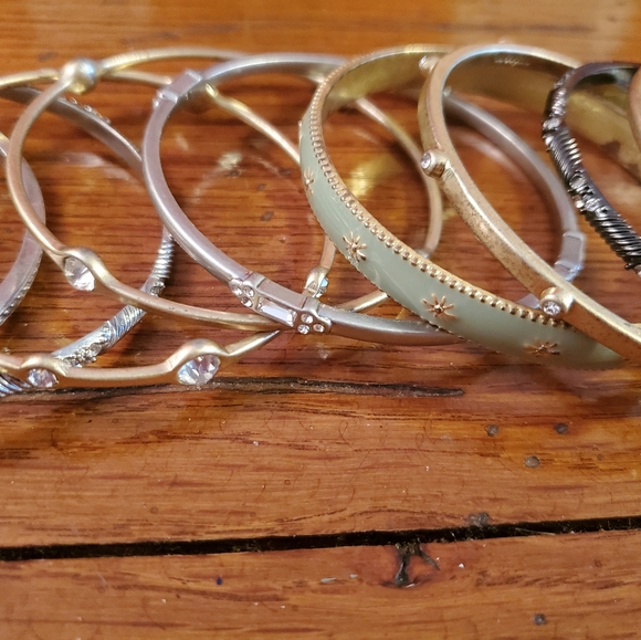 Assorted bangles - Picture 3 of 4